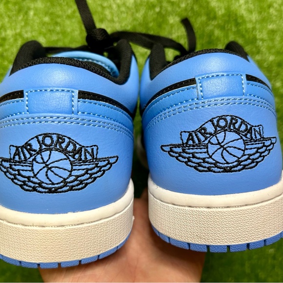 NEW Jordan 1 Low “UNC” Men’s 10.5 - Picture 5 of 8